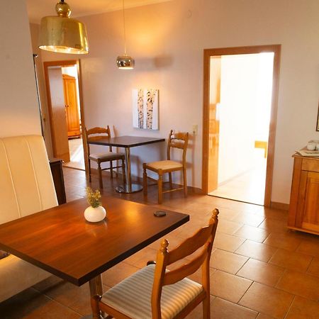 Gaestehaus Mariola Wulkaprodersdorf Exteriör bild